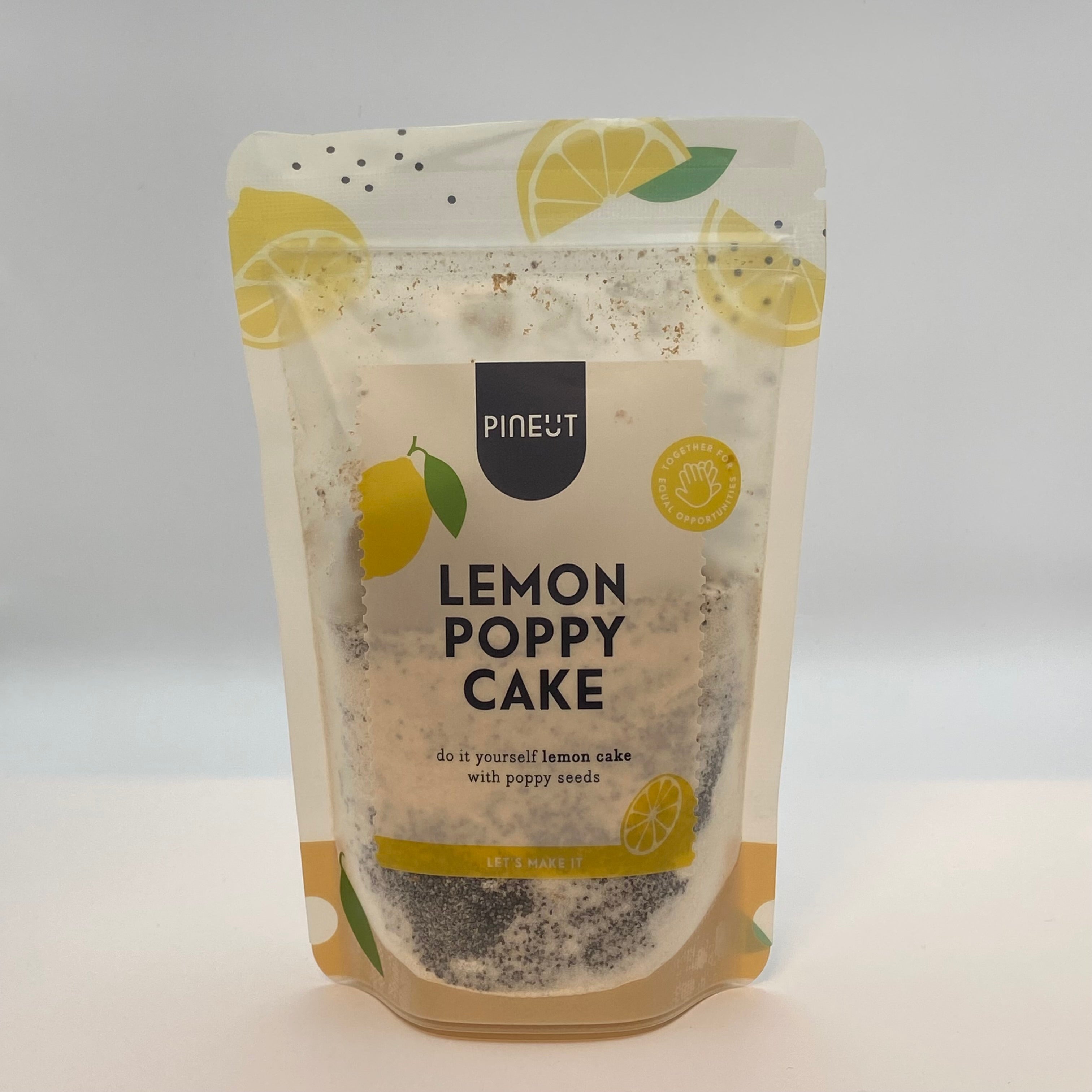 Pineut, Lemon Poppy Cake