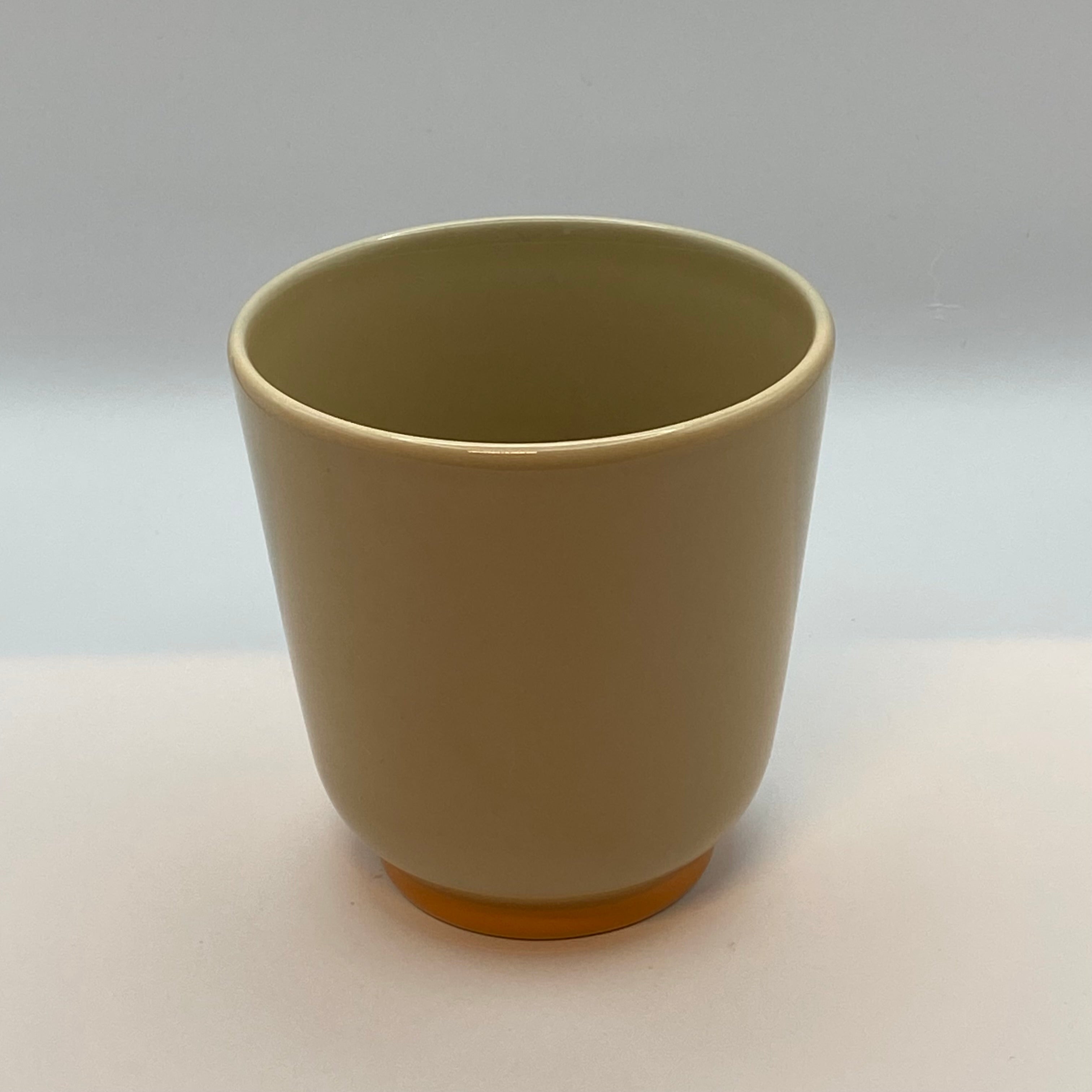 Return To Sender, Mok Rond Zand