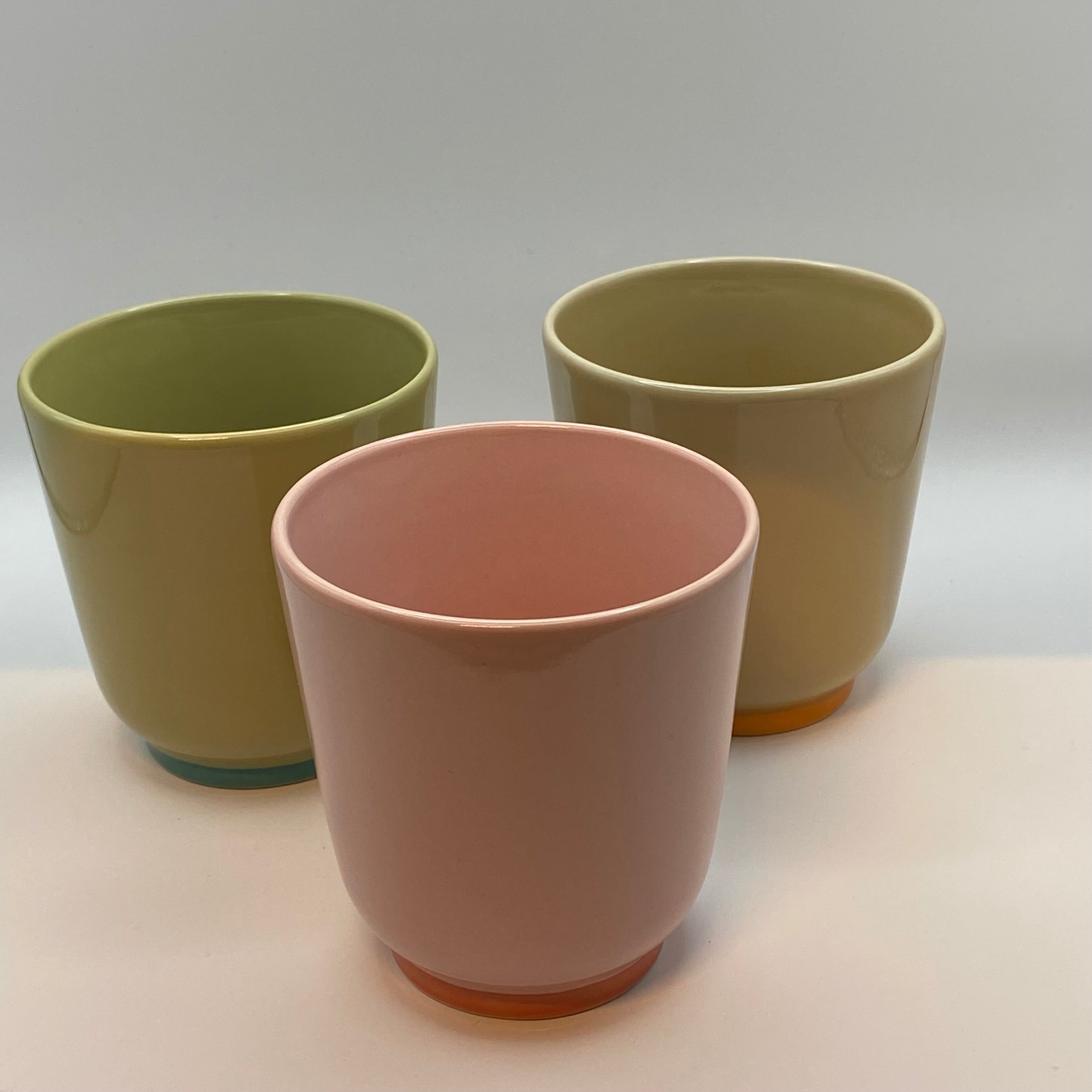 Return To Sender, Mok Rond Groen